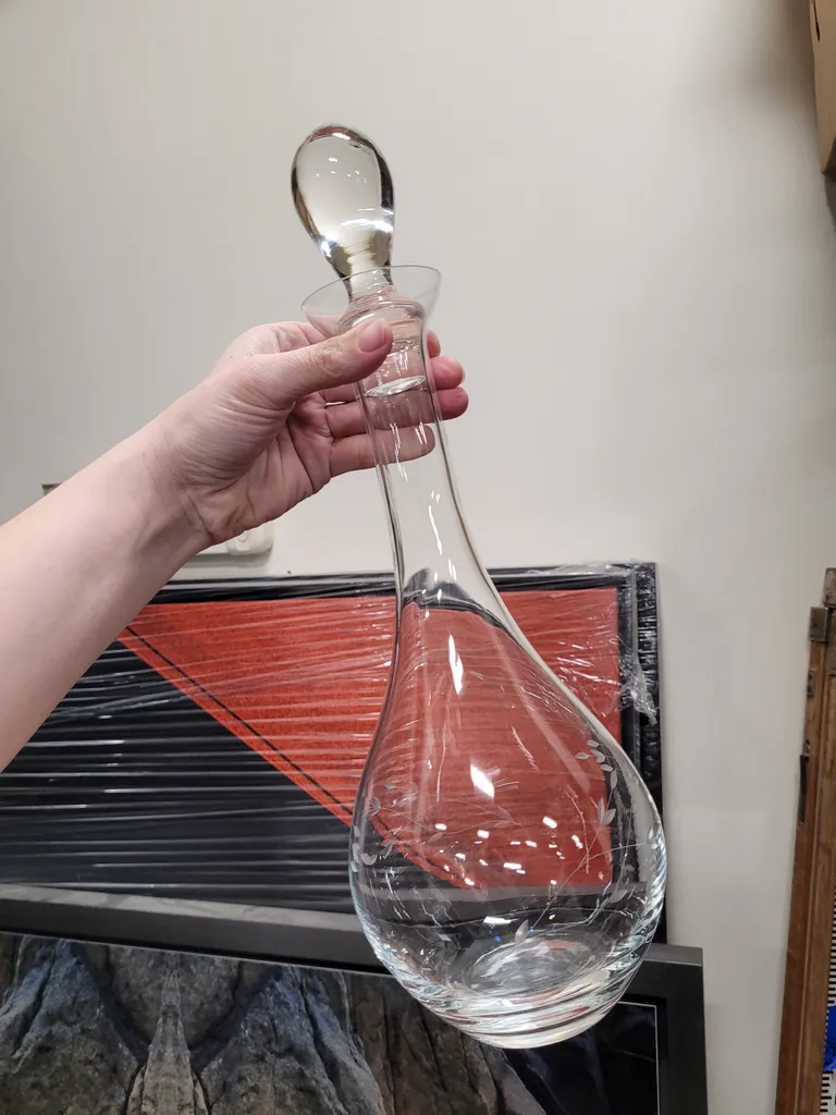 Cut crystal wine decanter with big stopper  photo 1