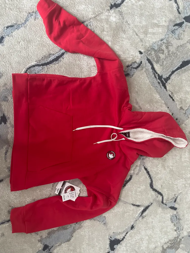 🎁 Canada Weather Gear. Pullover Hoodie with fleece hood. photo 1