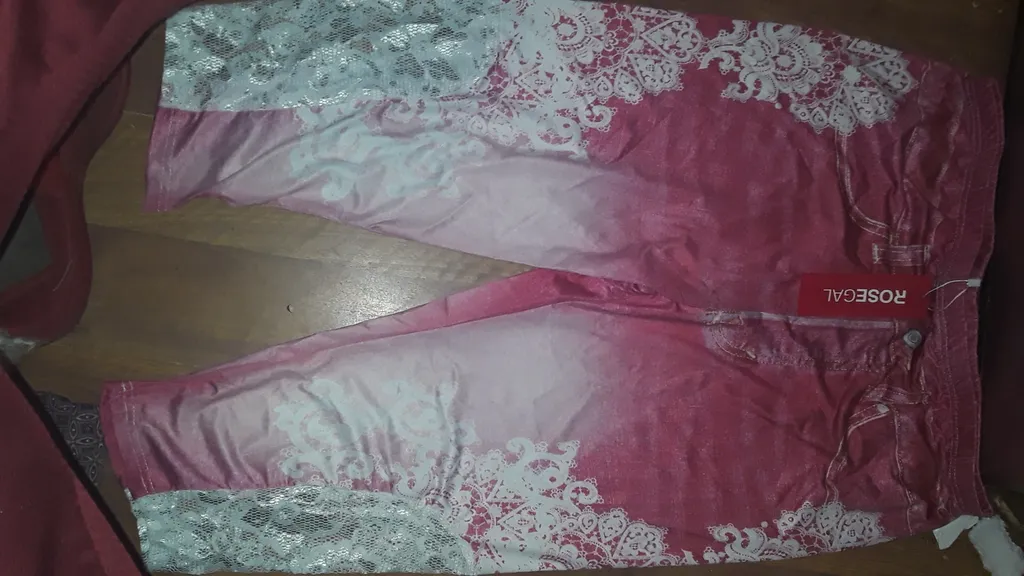 Lace capri pants. photo 1