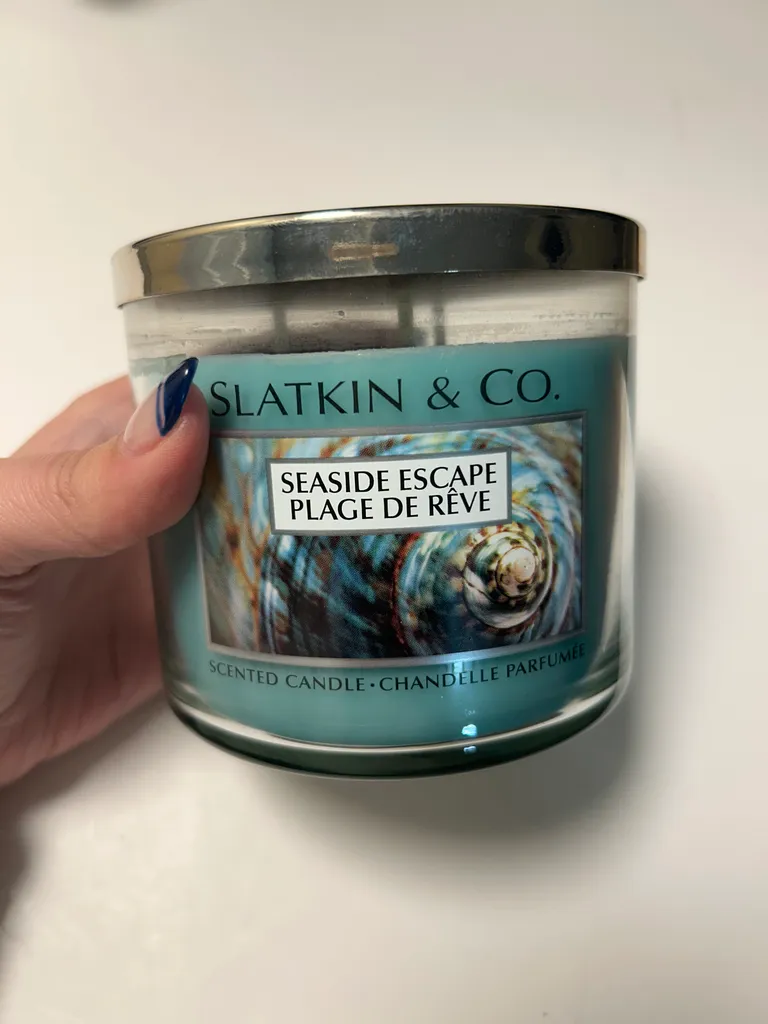 Unused 3 Wick Candle - pending photo 1