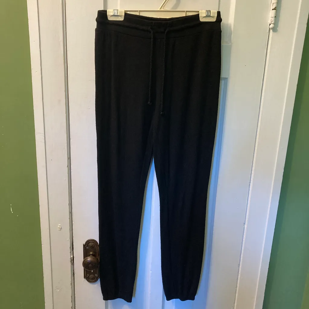 Free Press BLACK JOGGERS Size small photo 1