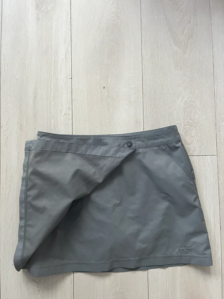Skort photo 1