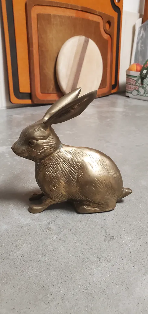 Vintage brass rabbit / hare photo 1