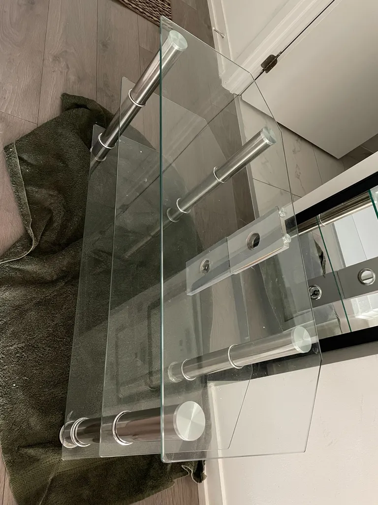 Glass tv unit photo 1