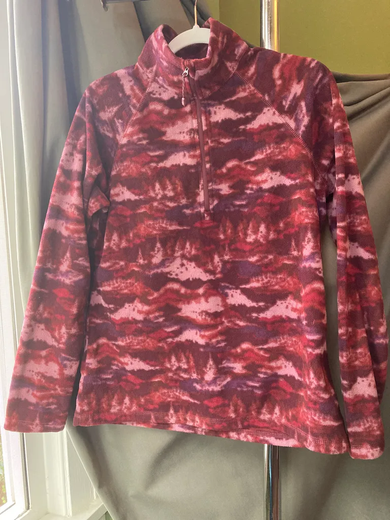 EDDIE BAUER SIZE MEDIUM photo 1