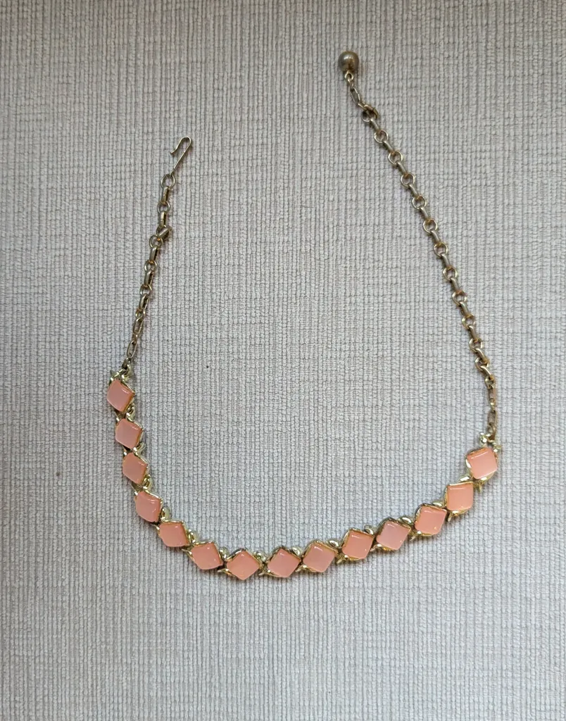 Peach & Gold Tone Necklace photo 1