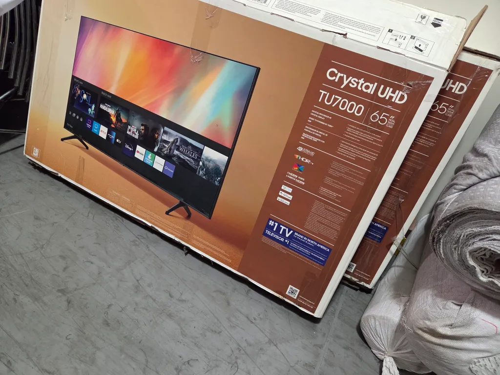 65 inch tv x 2 in box photo 1