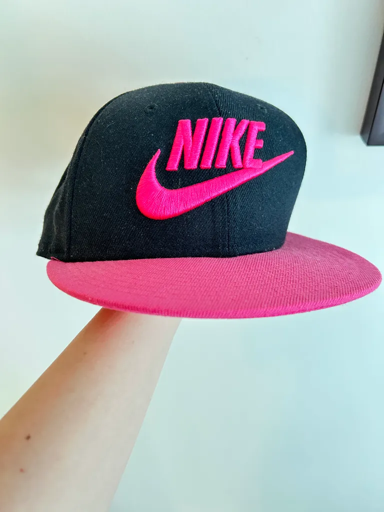 nike hat photo 1