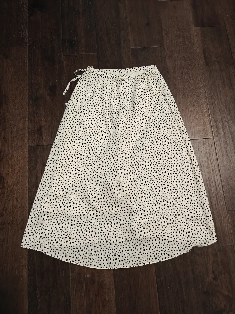 Uniqlo Skirt Size M photo 1