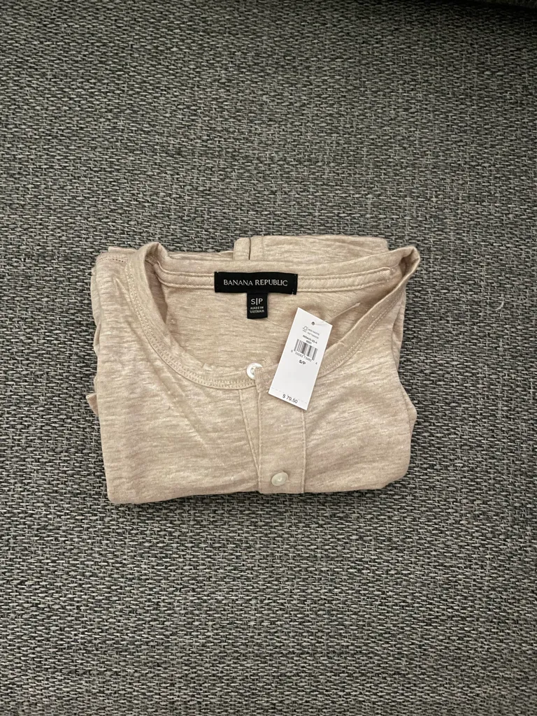 BNWT Men’s Shirt photo 1