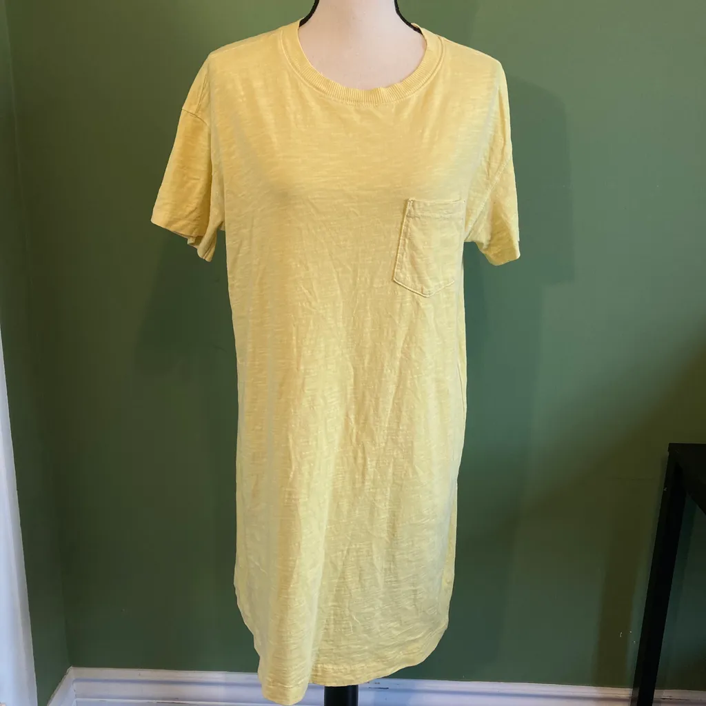 Old Navy t-shirt dress butter yellow size Medium photo 1