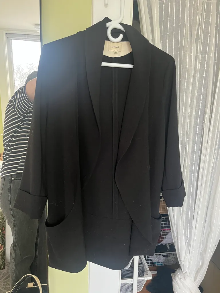 Aritzia black blazer photo 1
