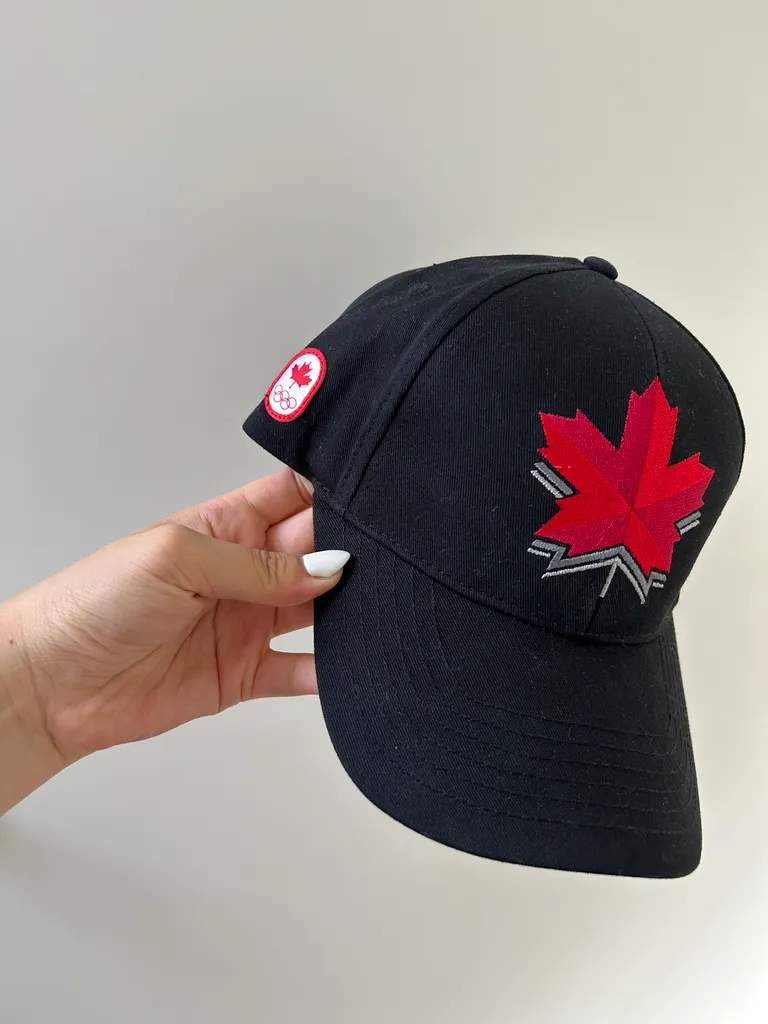 Hudson’s Bay Women Olympic Hat  photo 1