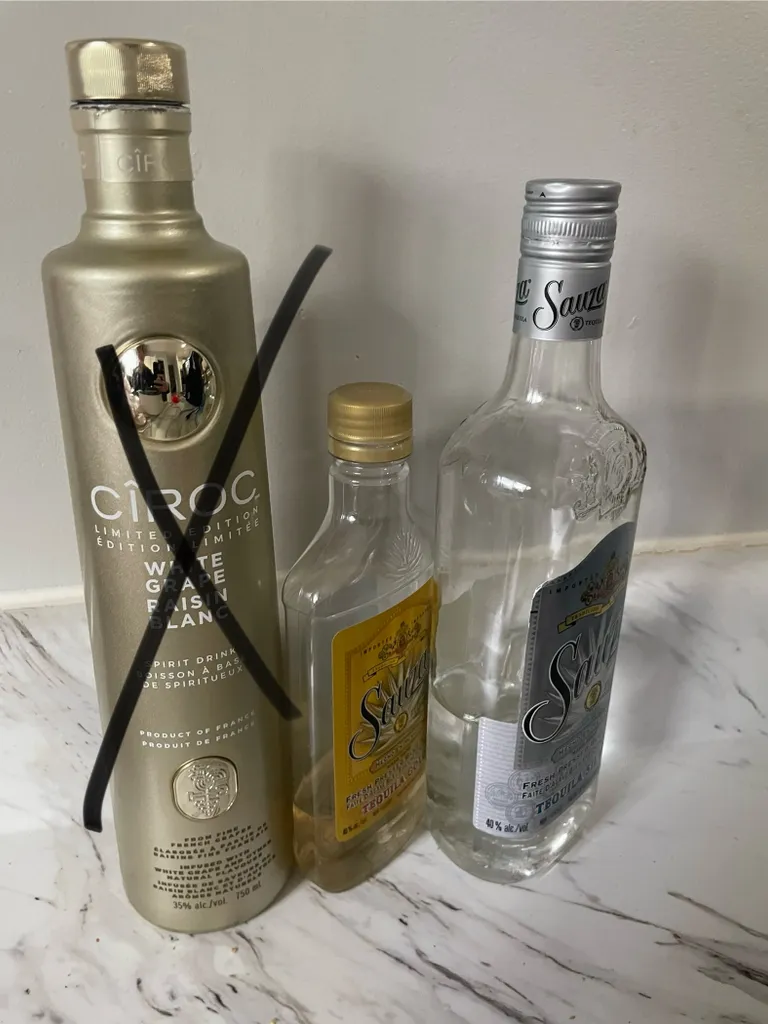 Opened alcohol photo 1