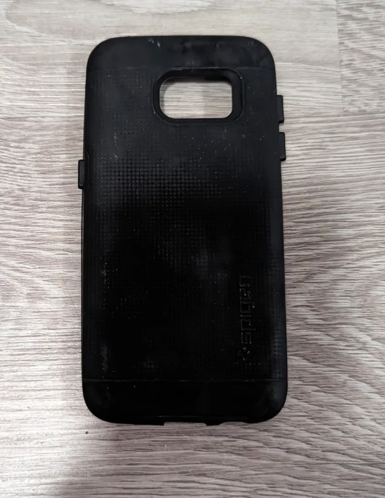 Spigen Phone Case   photo 1