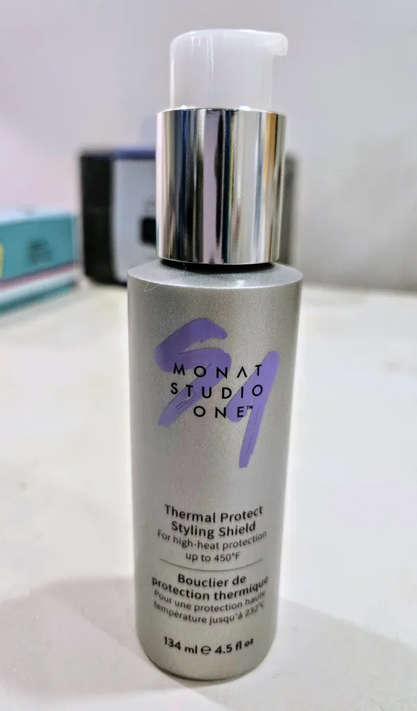 Monat Studio One - Thermal Protect Styling Shield photo 1