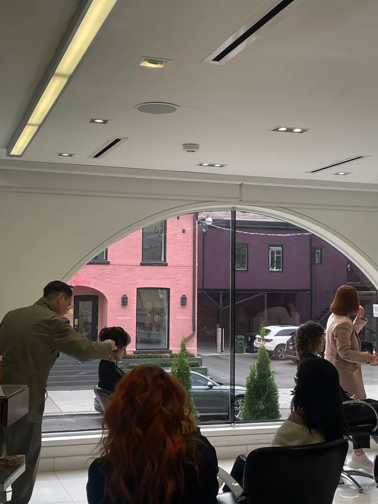 seeking a hair model photo 1