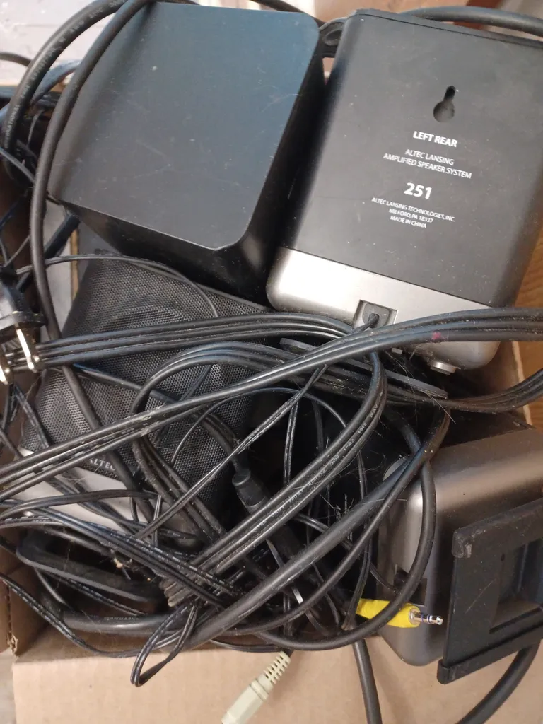 Altec Lansing Speakers photo 1