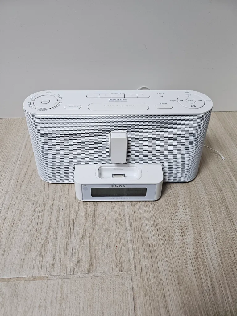 Sony Dream Machine Clock Radio photo 1