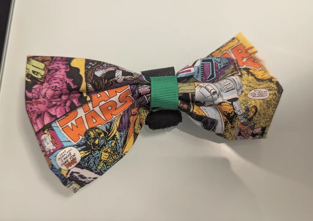 Brand New Star Wars Comic Dog Bow Tie photo 1