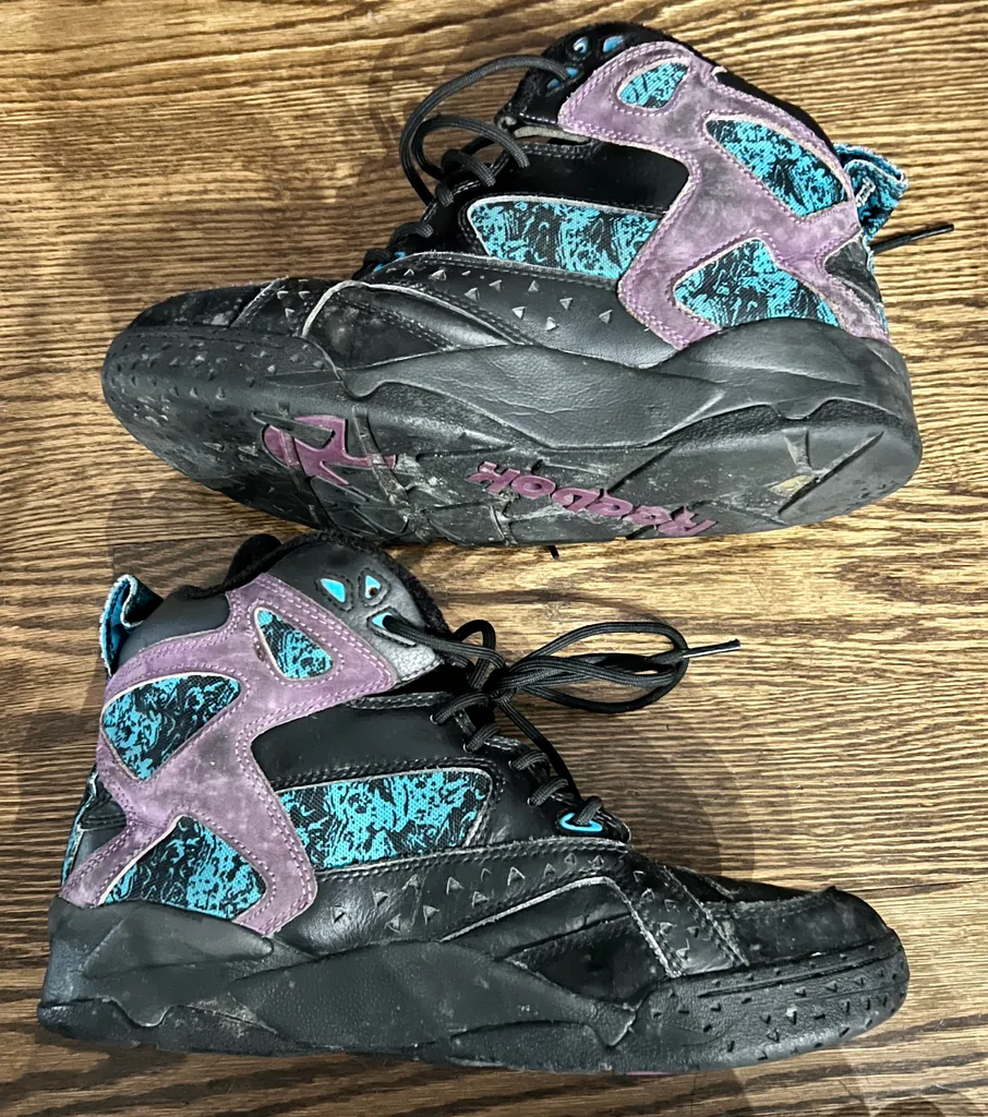 Reebok Pumps Size 9.5 Men’s. Rare photo 1