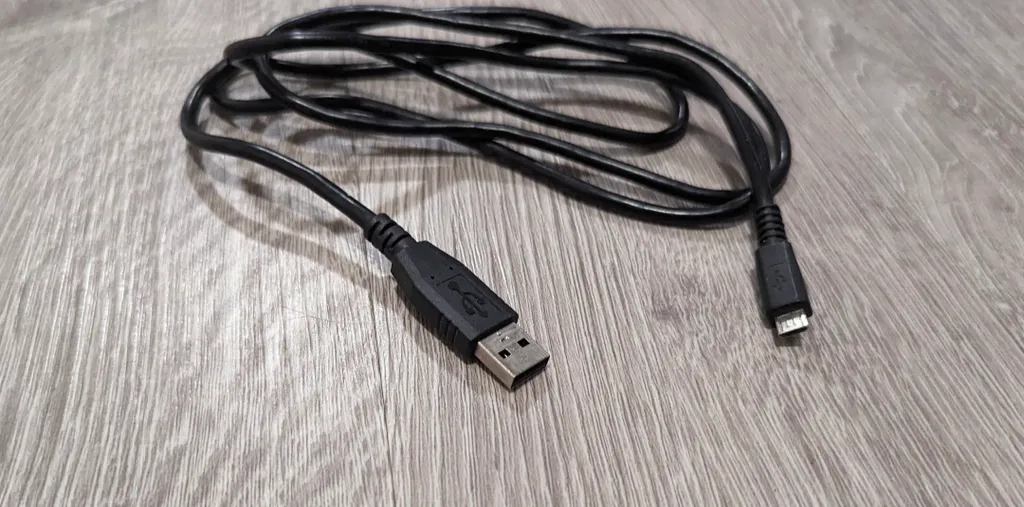 USB to Micro USB Cable photo 1