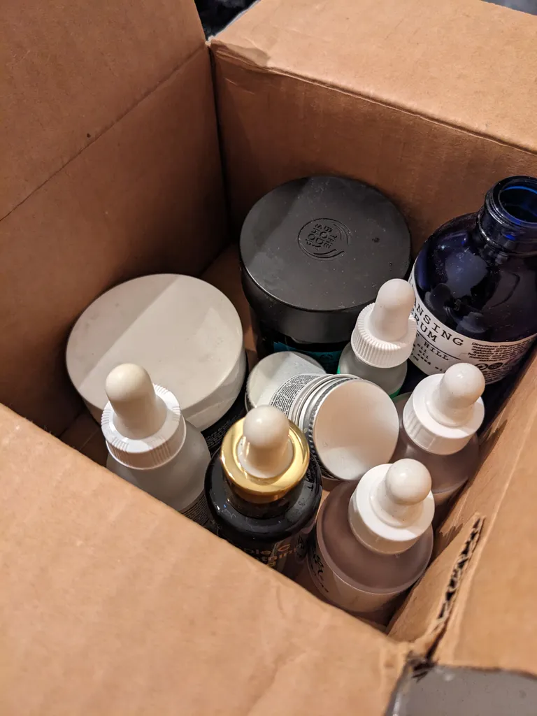 🆓 dropper jars and empty cream jars photo 1