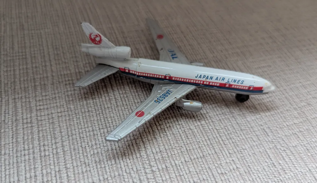 Japan Air Lines Diecast Airplane Model photo 1