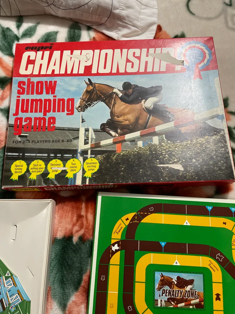Vintage board game, horse racing, photo 1
