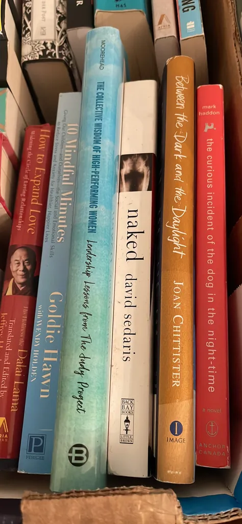 Awesome Books  photo 1