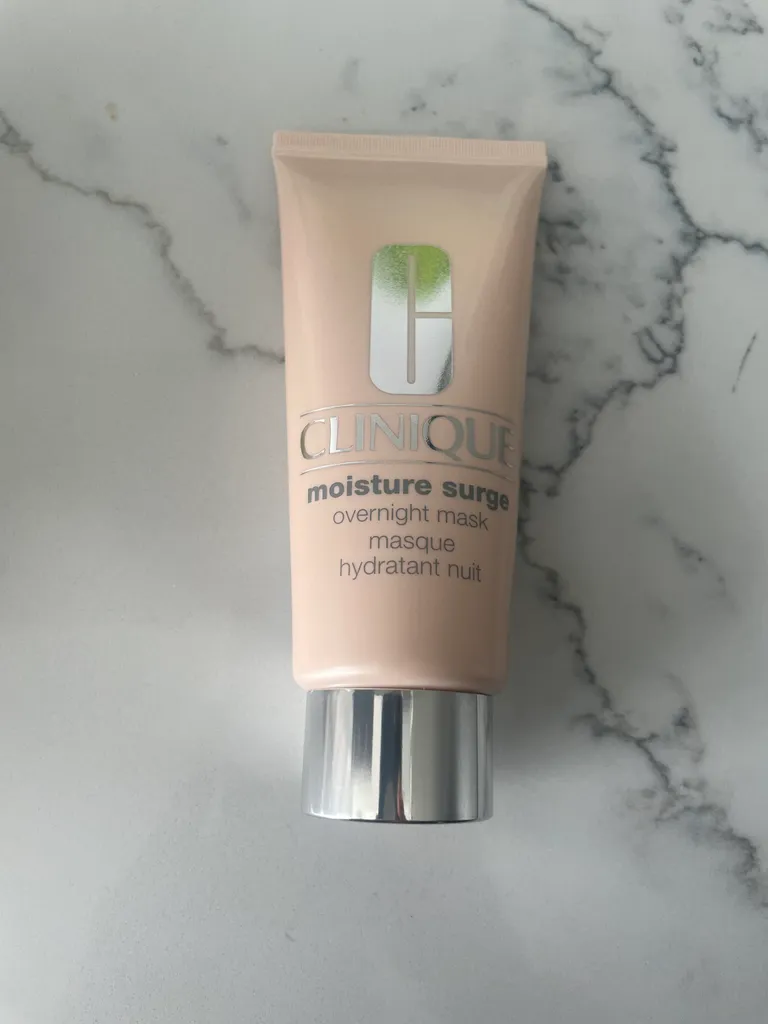 BN Clinique moisture surge overnight mask  photo 1