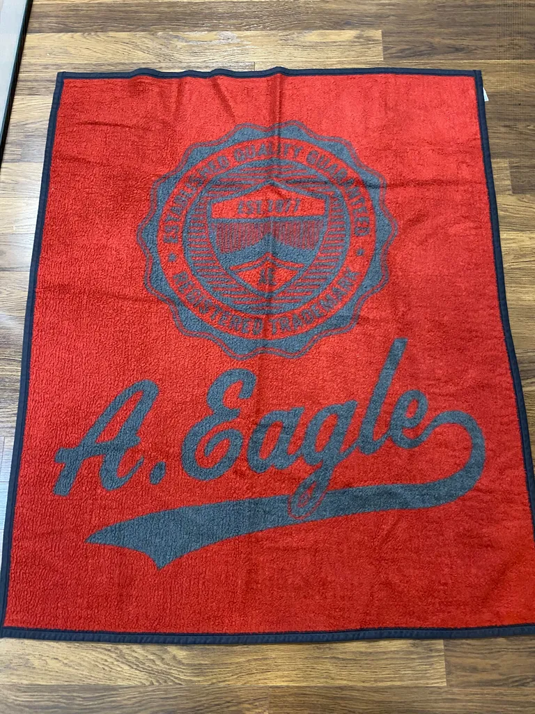 Reversible American Eagle Blanket photo 1