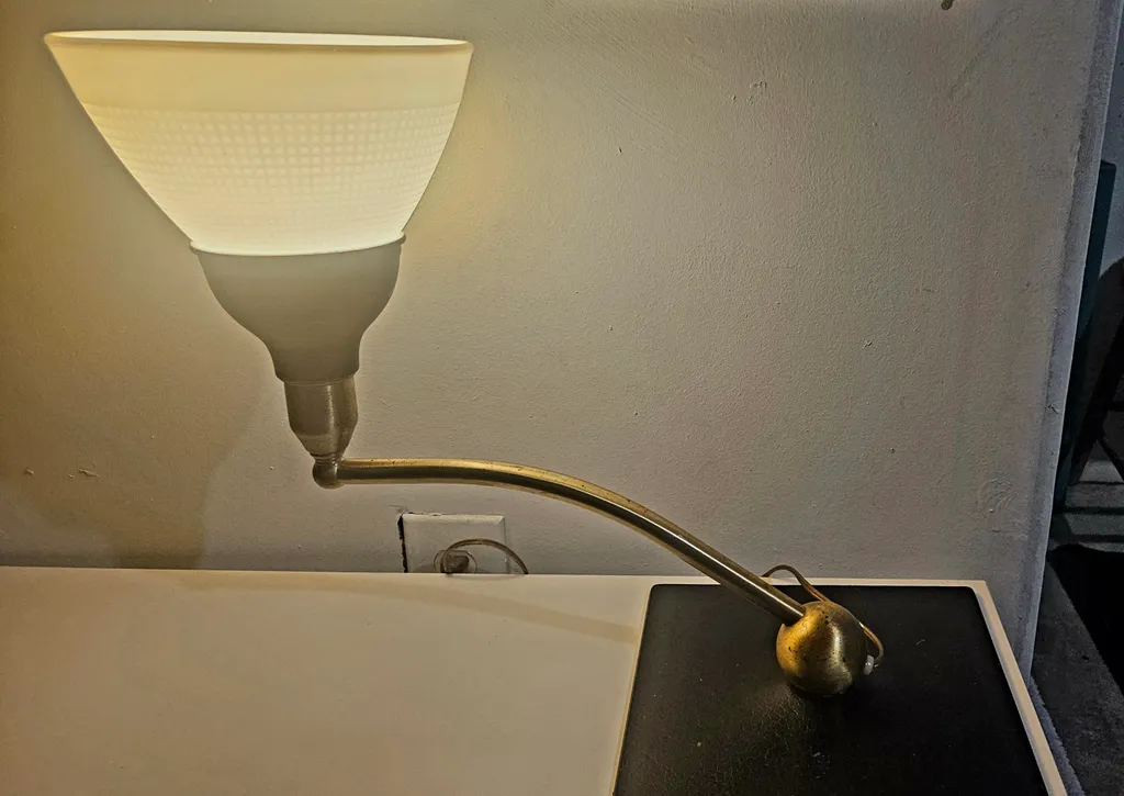 Mid-Century Modern Swing Arm Desk Lamp photo 1