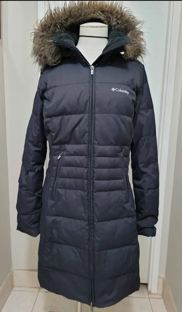 Ladies Columbia down coat Medium photo 1