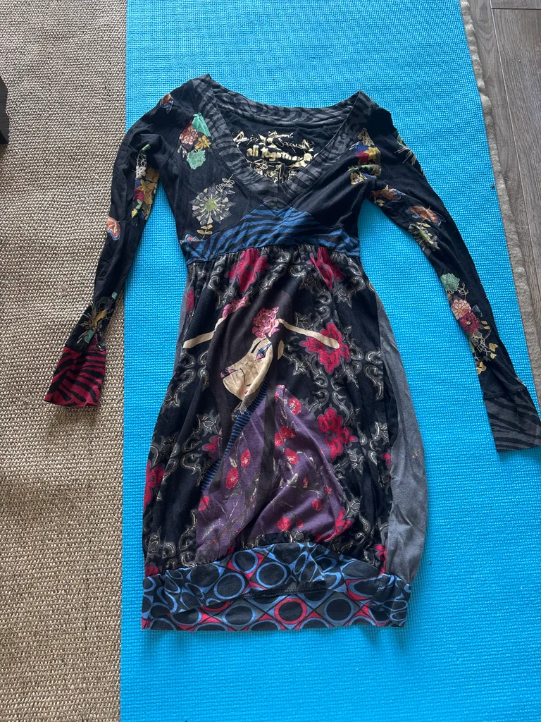 Desigual dress photo 1