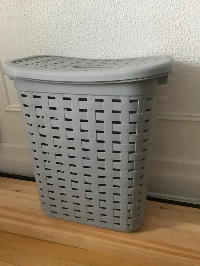 Laundry basket  photo 1