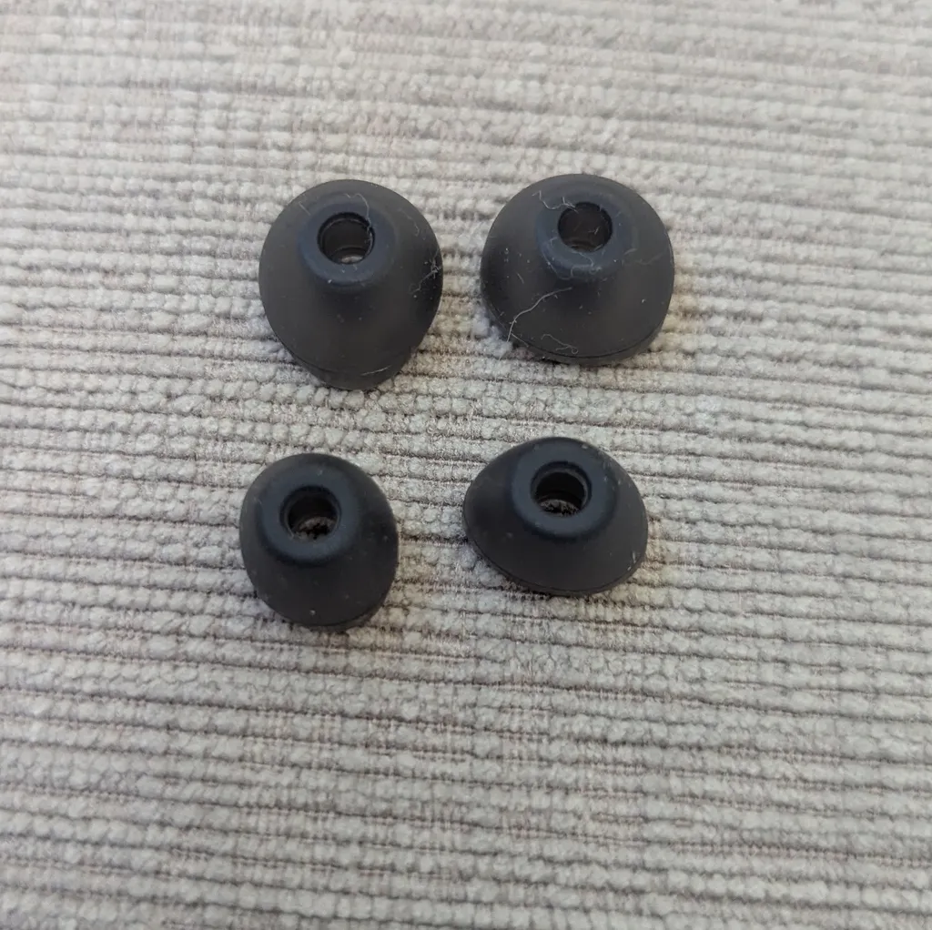 Brand New Four Silicone Earbud Covers photo 1