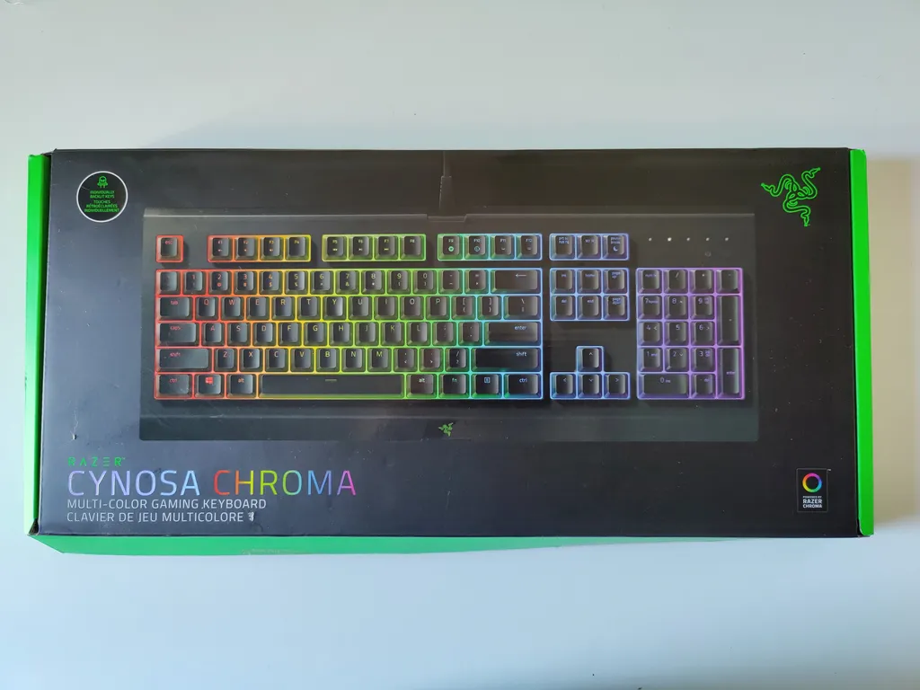 BNIB Razer Cynosa Chroma gaming keyboard photo 1