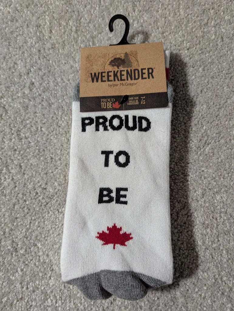 Brand New Proud to be Canadian Men's Socks photo 1