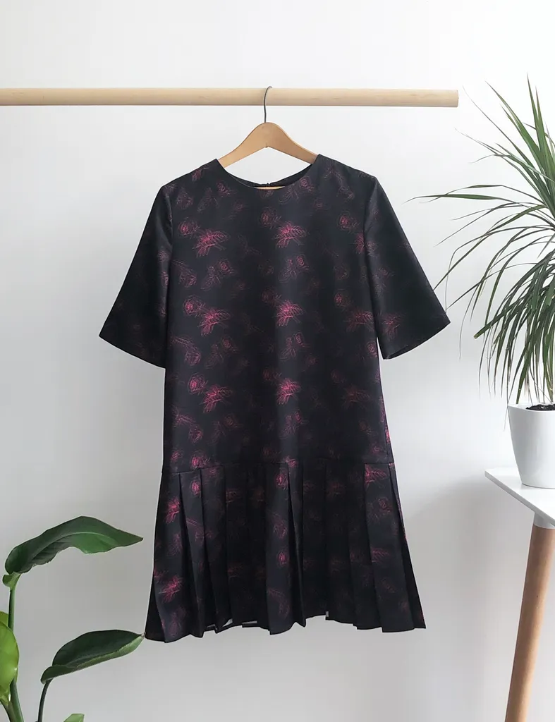 XS- Designer Dress (Hynotic Rose Print) - HAYLEY ELSAESSER  photo 1