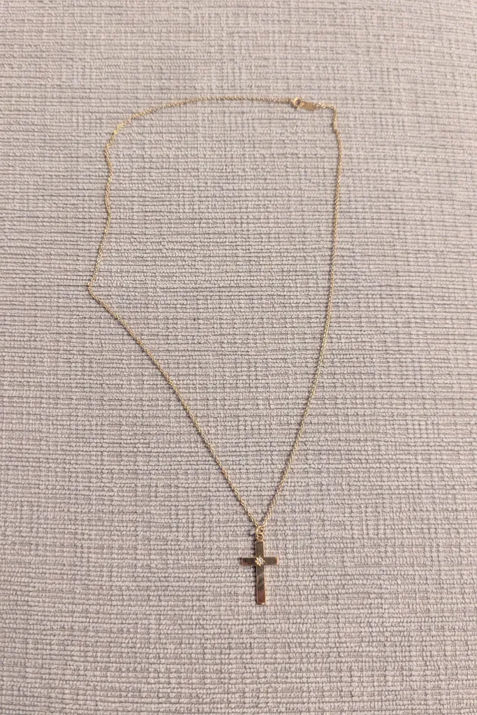 Gold Cross Necklace  photo 1