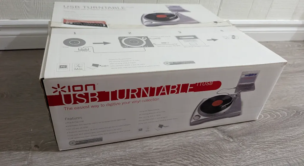 ION USB Turntable iTTUSB (DJ Equipment) photo 1