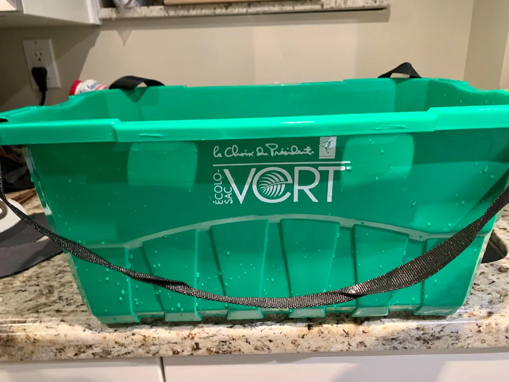 Green Bin, 3 or 4 photo 1