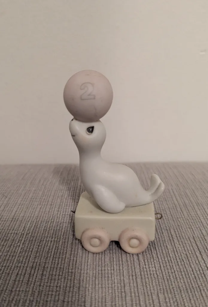 Precious Moments Seal Figruine  photo 1