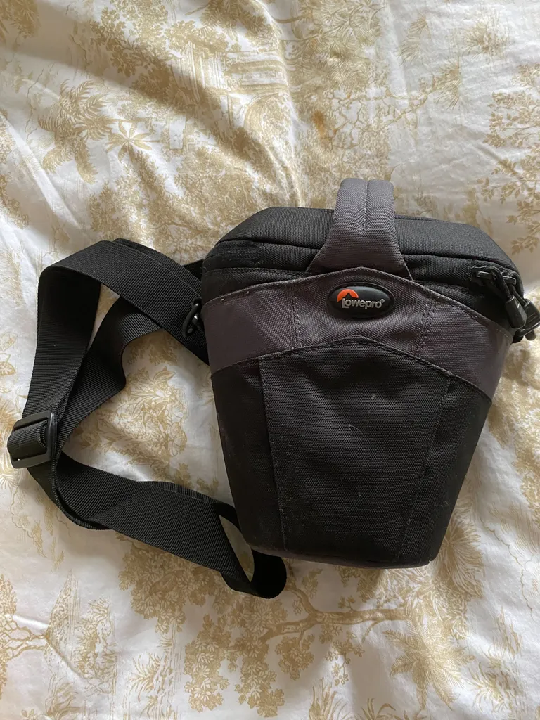 Camera bag photo 1