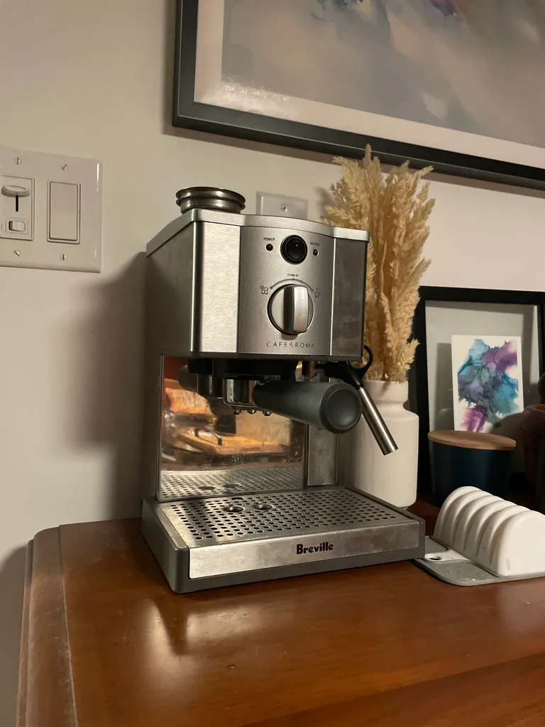 Breville Cafe Roma espresso maker photo 1