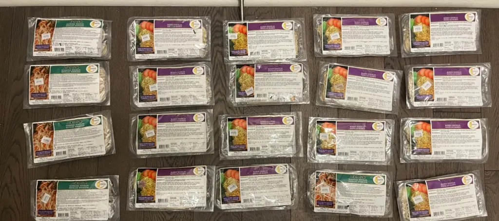 Food-BNIP 20 sealed Ramen and Shanghai noodles photo 1