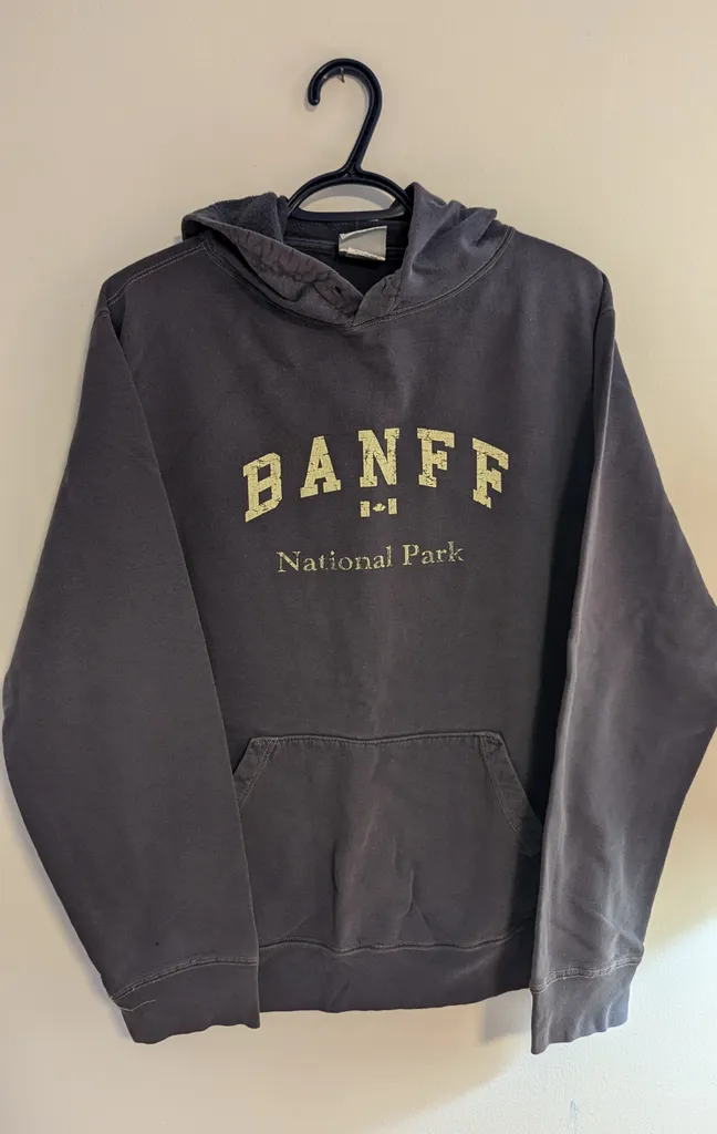 Banff National Park Hoodie - Women's Medium photo 1