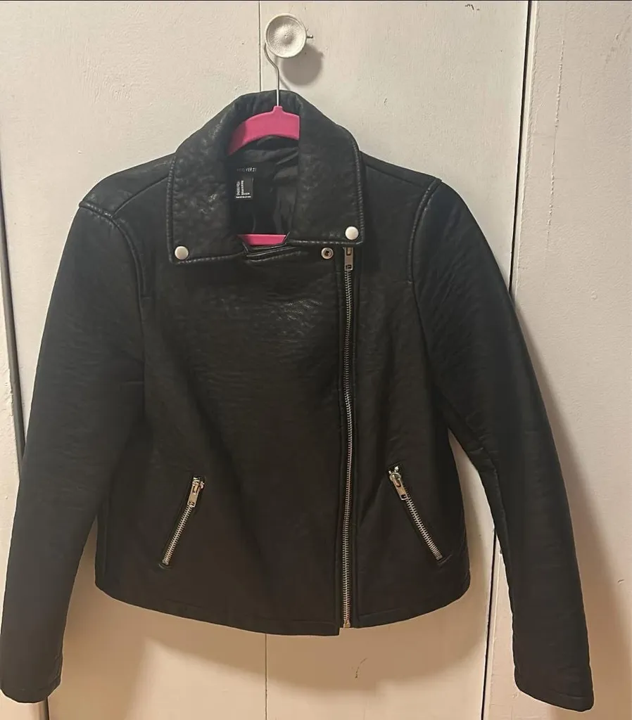 Faux leather motorcycle jacket (Medium) photo 1