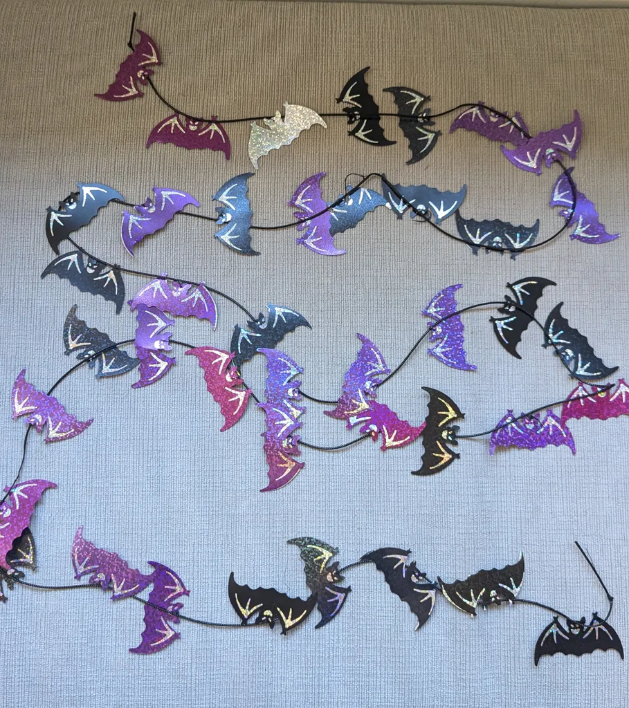 Glitter Bat Garland - Halloween Decoration photo 1